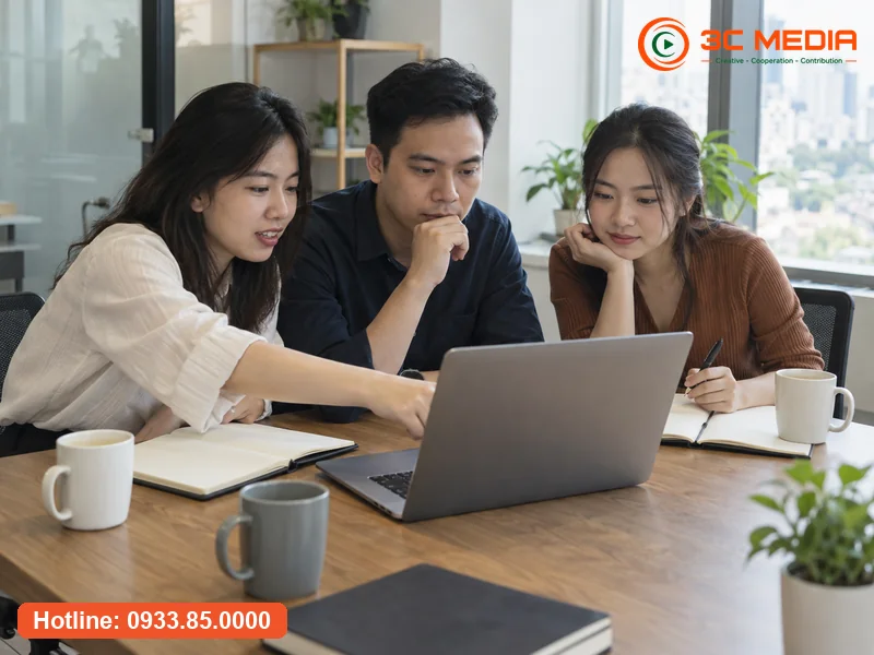 Nhóm marketing phân tích kết quả tìm kiếm allintitle trên Google